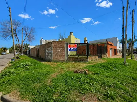 Venta Terreno en Villa Luzuriaga