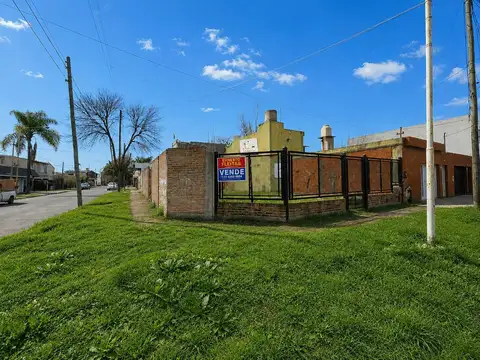Terreno en Venta 20  mts Fondo