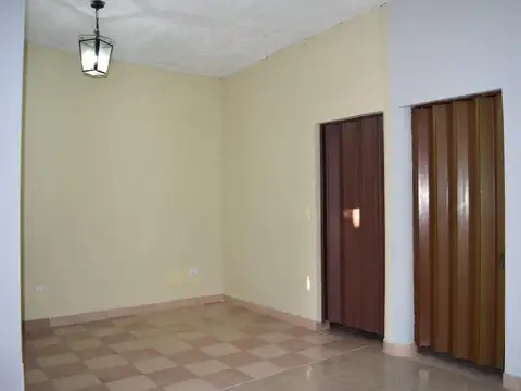 Casa en Alquiler en Villa Gobernador Udaondo, $ 630.000
