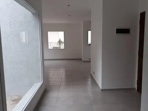 CASA EN ALQUILER - EL TALAR DE MENDIOLAZA