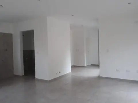 Casa en Alquiler en Barrio El Talar, $ 1.300.000