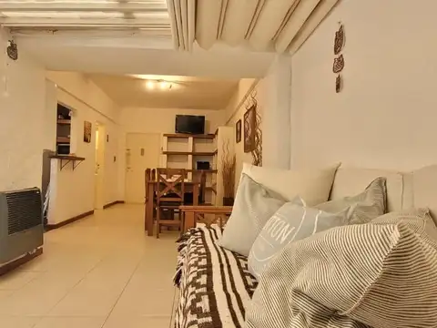 Venta departamento 2 ambientes P. Mogotes