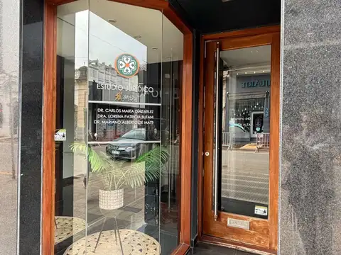 Oficina Monoambiente con 3 baños