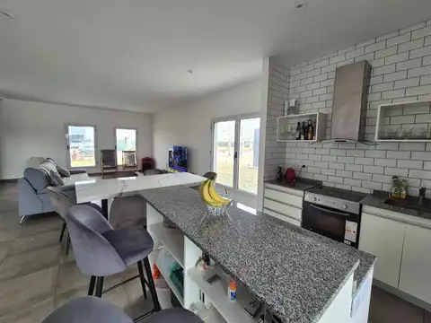 Casa en Alquiler de 3 dormitorios