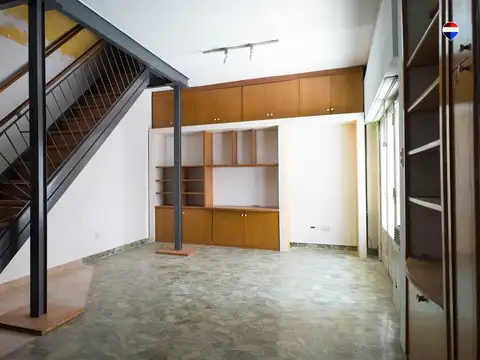 VENTA PH 3 AMBIENTES CON PATIO EN AVELLANEDA