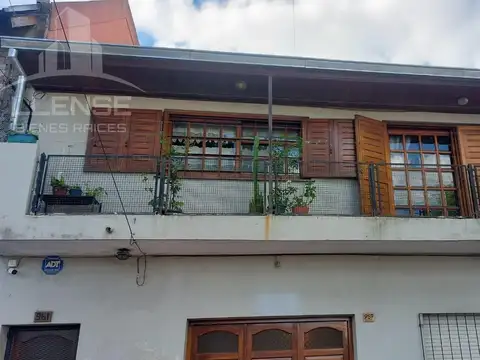 Depto Tipo Casa en Venta de 4 ambientes