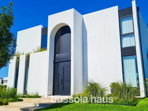 Casa en alquiler amoblada Riberas Puertos Escobar