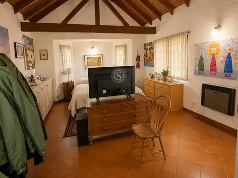 Casa 7 ambientes con 3 baños
