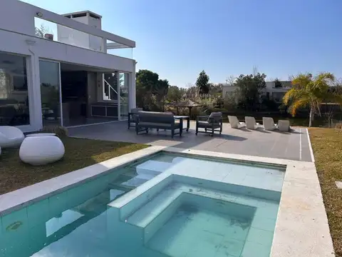 Casa en Venta en Villanueva, Countries y Barrios Cerrados en Tigre
