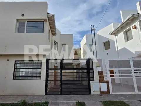 Casa en Venta en Cipolletti, General Roca