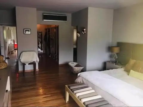 CASA 5 AMBIENTES CON COCHERA PISCINA EN WESTON