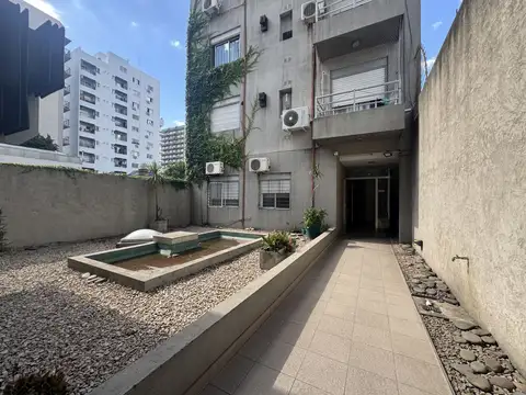 Departamento en Alquiler en Caseros, $ 380.000