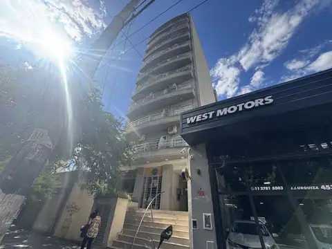 Av. Urquiza 4500, Piso 7