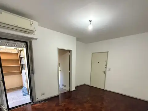 DEPARTAMENTO 2 AMBIENTES CON DOS PATIOS.