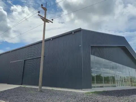 VENTA DEPOSITO / NAVE INDUSTRIAL 3600 M CAPITAN BERMUDEZ
