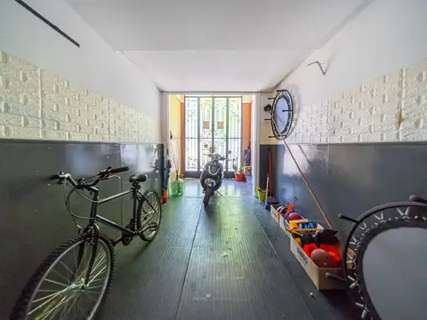 Casa 4 ambientes con 1 baño