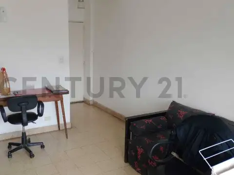 General Paz 200, Piso 0