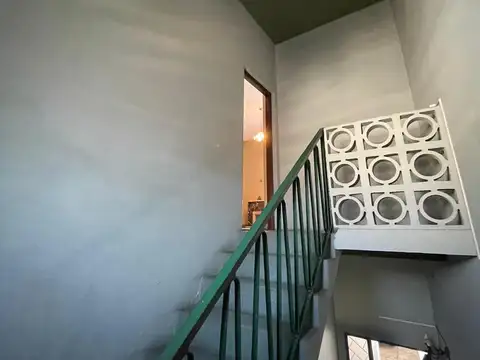 Depto Tipo Casa en Venta con 1 cocheras