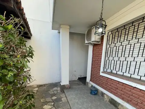 Depto Tipo Casa en Venta en Munro, USD 120.000