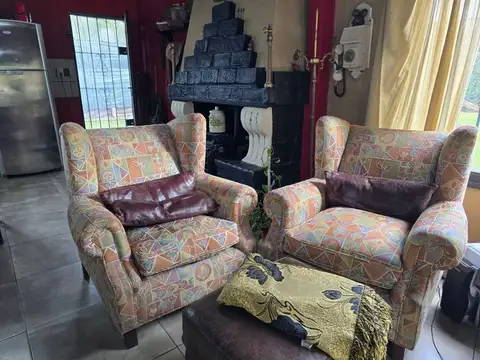 Casa en Venta con 2 cocheras