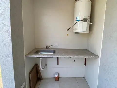 Casa - Venta - Argentina, Lobos - Rauch 800