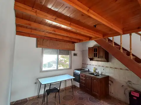 Fernandez al 1600 PA