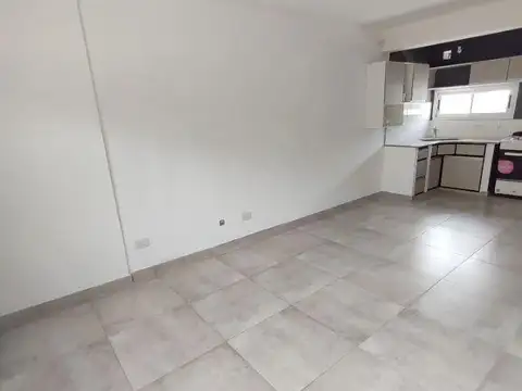 Departamento en venta - 2 dormitorios 1 baño - 75 mts2 - La Plata