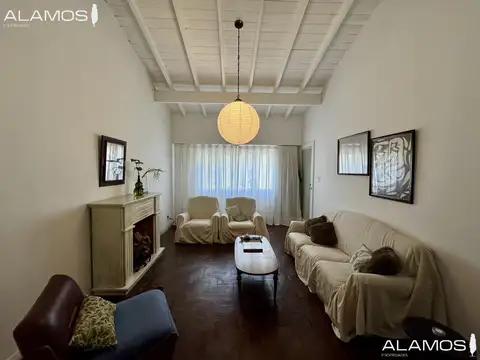Casa 3 ambientes con 2 baños