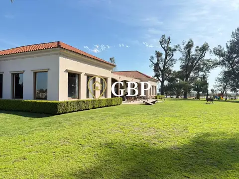 Lote a la laguna en venta en Canning Barrio San Lucas