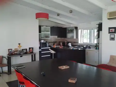 Se vende Casa Quinta en Villa Esquiu