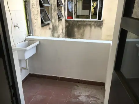 VENDE DEPARTAMENTO 2 DORMITORIOS