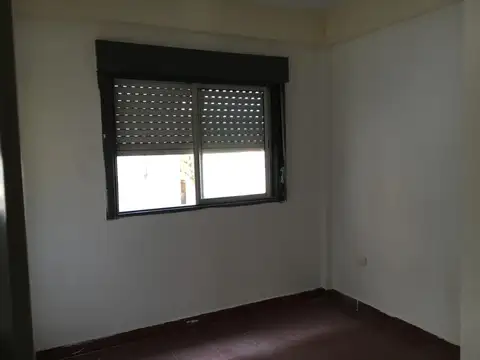 Alberdi 2100, Piso 1