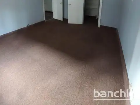 Casa en Alquiler 50 años