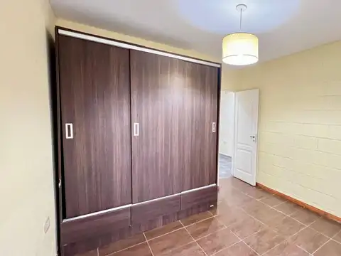 Depto Tipo Casa en Alquiler 32 años