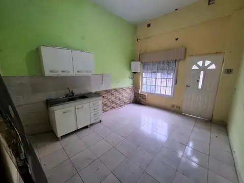 Depto Tipo Casa en Alquiler de 2 ambientes