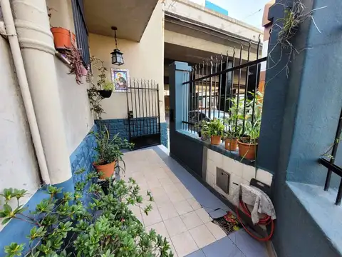 Casa en Venta en Parque Chacabuco, USD 185.000