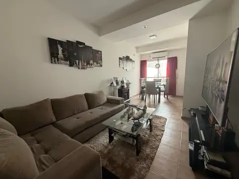 Depto Tipo Casa en Venta en San Miguel, USD 106.000