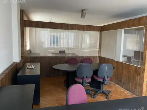 Venta o Alquiler Oficina en  Monserrat