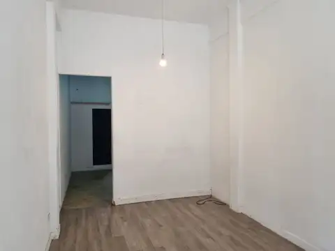 LOCAL EN QUILMES CENTRO