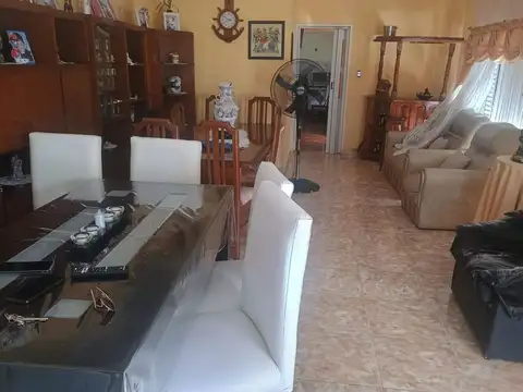 Casa en Alquiler de 3 dormitorios