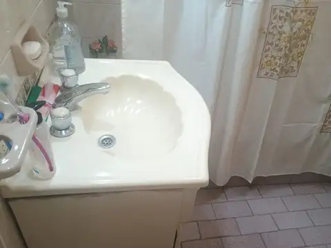 Casa en Alquiler con 1 cochera