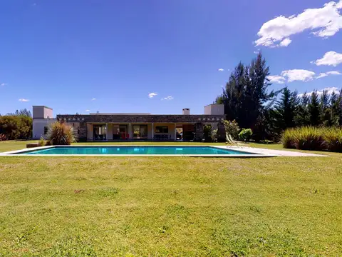 CASA EN VENTA EN CAMPOS DE ROCA