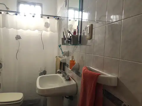 Casa Chalet  en Venta en Quilmes Oeste, Quilmes, G.B.A. Zona Sur - SVN1030_LP600243_1