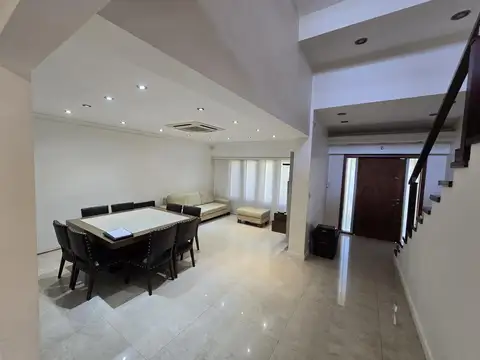 Joaquín V. González 1700, E/ Los Paraísos y Av. de Mayo