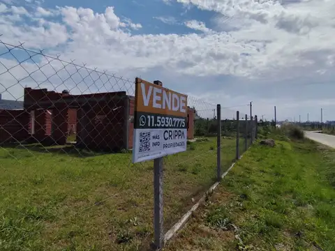 Venta Lote 383 m² con Mejoras y Construcción Avanzada en Moradas de Máximo Paz II