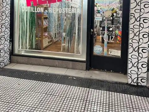 LOCAL A LA VENTA EN MONTE CASTRO