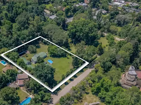 Terreno de 3589m2. Arbolado .  A 1,5 km ruta 8. Zona Hospital Austral. Pilar. Desarrollo.