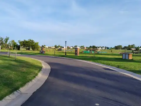 PILAR DEL ESTE  Bo.SANTA SOFIA