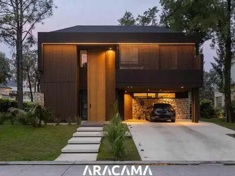 Casa en Venta en Saint Thomas Este Oeste - Canning