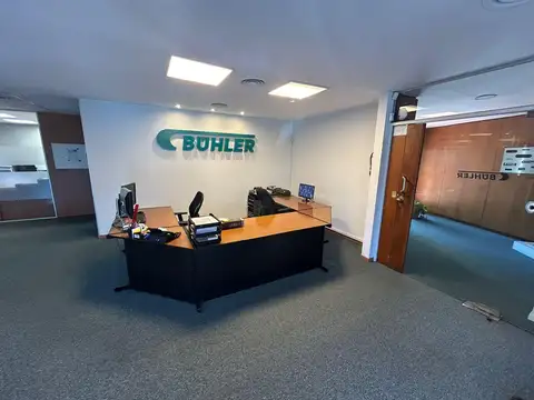 Oficina en Alquiler al Este